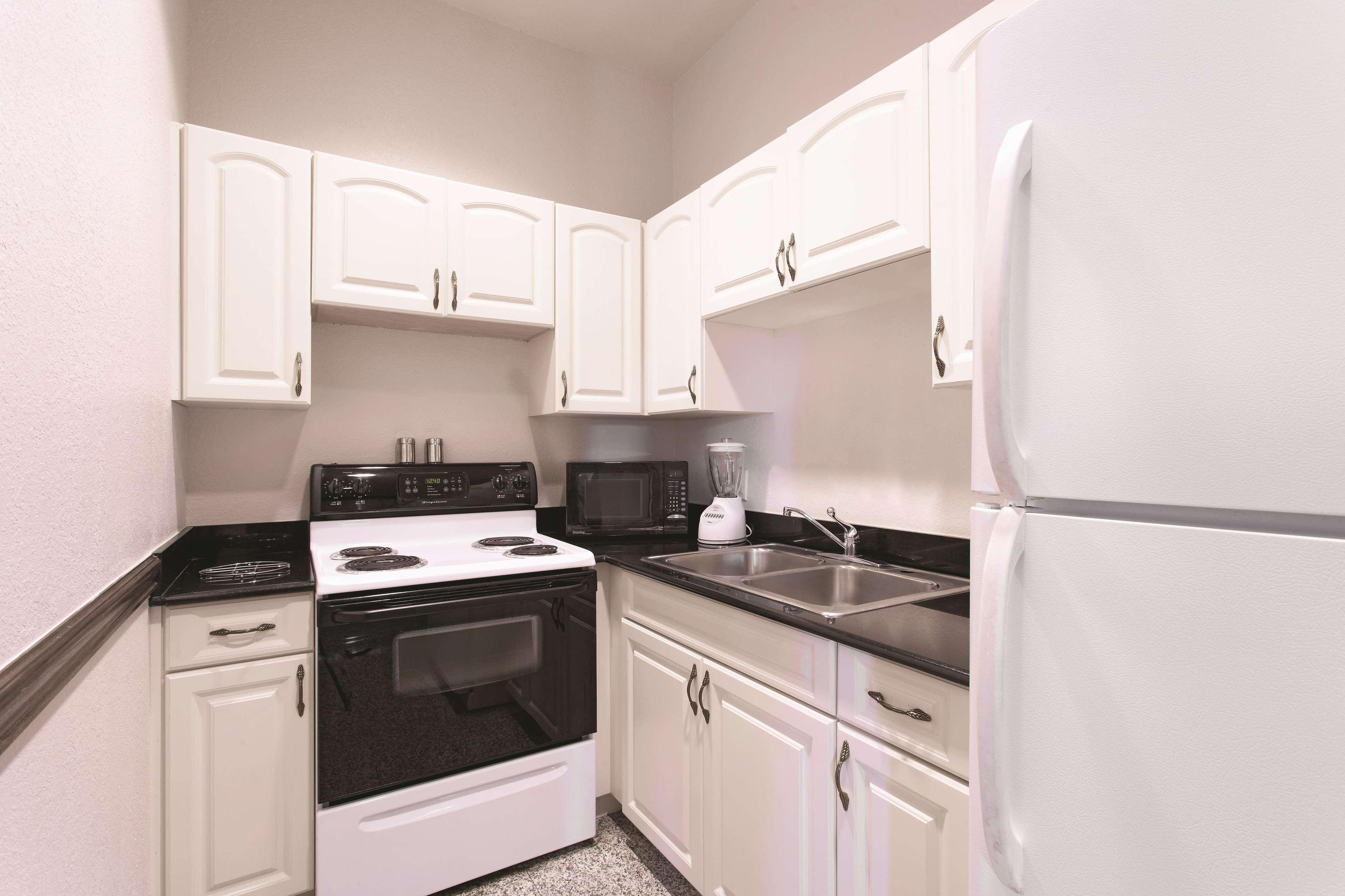 La Quinta By Wyndham Tampa Bay Area-Tampa South Hotel Екстериор снимка